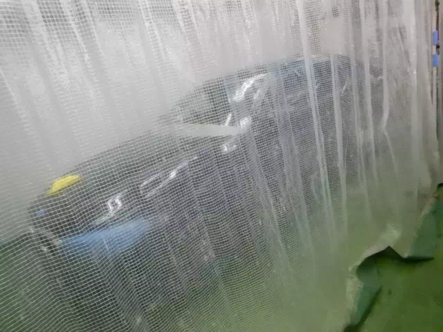 当店の強み：温度管理と焼き付け処理　温度管理の間仕切りは必須