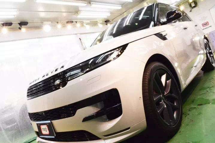 【江別市より】レンジローバースポーツにPCX-V110ガラスコーティング施工｜焼付処理と温度管理で耐久性と美観を両立