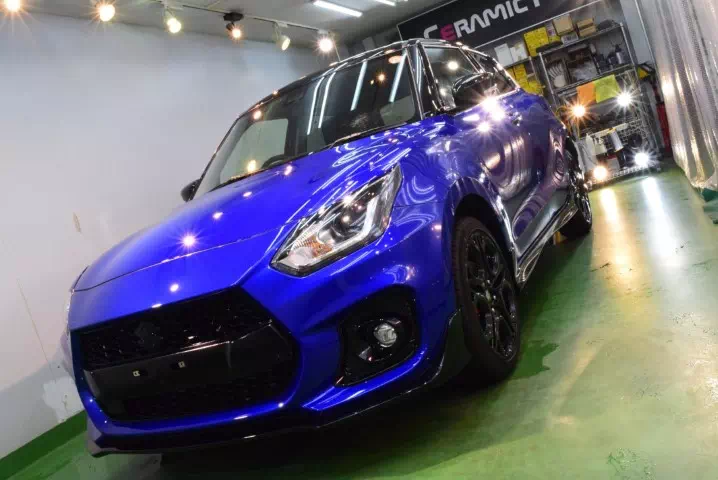 恵庭市よりご入庫｜スズキ・スイフト 新車コーティングEXE-ZERO7施工＆リアエンブレム除去
