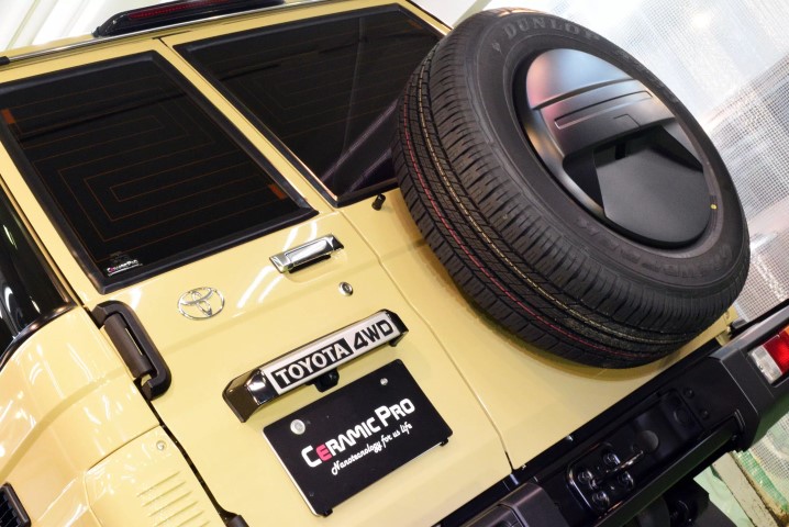 【札幌市豊平区より】トヨタ・ランドクルーザー70(復刻版)|新車直納 セラミックプロ9H(2レイヤー・疎水性)× ノックスドール防錆施工