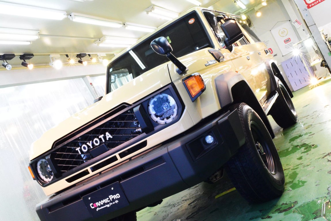 【札幌市豊平区より】トヨタ・ランドクルーザー70（復刻版）｜新車直納 セラミックプロ9H（2レイヤー・疎水性）× ノックスドール防錆施工