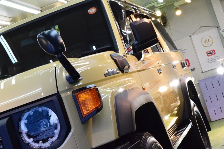 【札幌市豊平区より】トヨタ・ランドクルーザー70(復刻版)|新車直納 セラミックプロ9H(2レイヤー・疎水性)× ノックスドール防錆施工