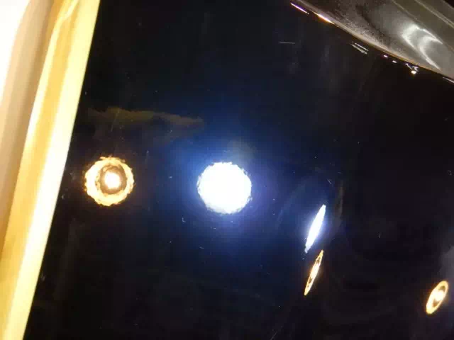 トヨタ車の研磨後（荒い研磨）