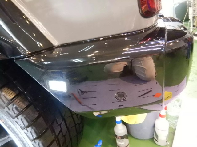 メルセデス・Gクラス リア飛び石対策 マッドガードレスPPFストーンガード完成状態