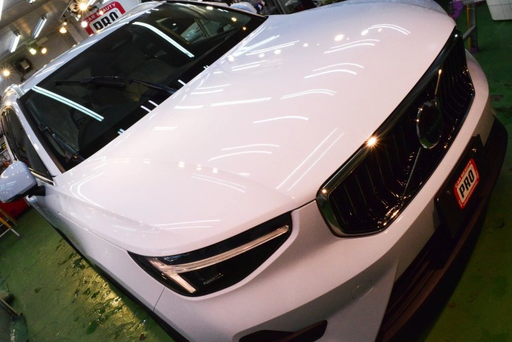 札幌市豊平区 ボルボXC40 コーティング施工後の塗装面