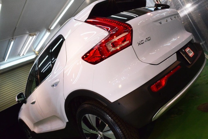 札幌市豊平区 ボルボXC40 コーティング施工後の塗装面