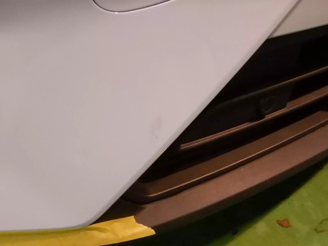 札幌市豊平区 ボルボXC40 納車前施工前の塗装面