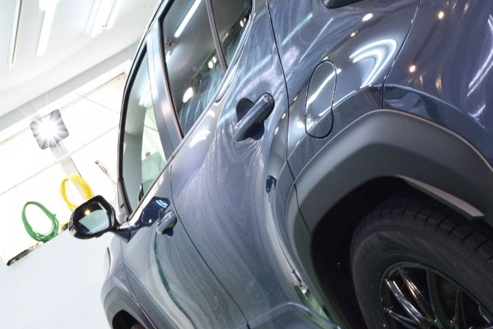 ヤリスクロスにセラミックコーティングEXE ZERO7を施工した仕上がり(恵庭市)